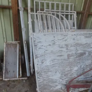 Barn Stall or Trailer Partitions for a 4-Horse Trailer