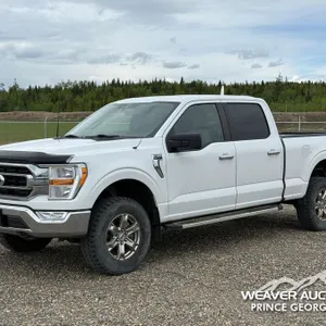 2022 FORD F-150 XLT CREW CAB PICKUP