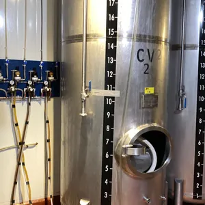 RIPLEY STAINLESS COMMERCIAL 18HLC NOT JACKETED BRIGHT TANK WITH 1800L CAPACITY