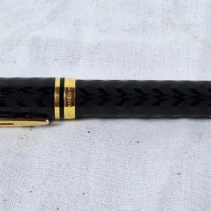 Waterman fountain pen. 18K -750 tip