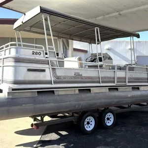 Harris FloteBote 28’ Pontoon Boat