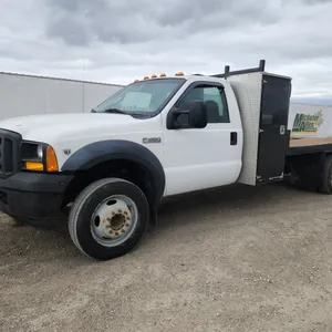 2006  Ford  F-450  XL Super Duty  S/A  Deck Truck