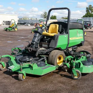 John Deere   Turbo 1600  Ride-On Batwing Mower