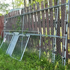 ASSORTED CHAIN LINK GATES