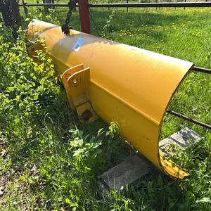 8' BLADE THAT FITS A LEON 707 FEL