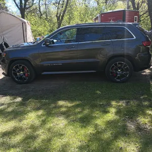 2014 Jeep Grand Cherokee RST, Fully forged 426 Hemi Whipple Supercharger Mercdes Chassis, aftermarket oversized ventilated disc brakes, front & back r