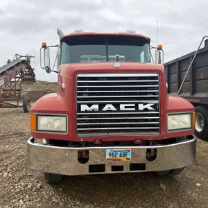 2000 Mack Semi