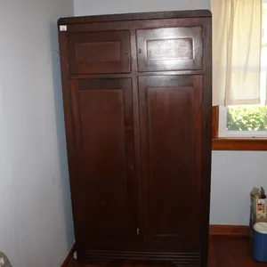 Wardrobe, 39 x 20 x 71