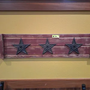 2 Assorted Wall Decor