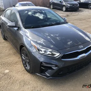 2021 Kia Forte EX Car