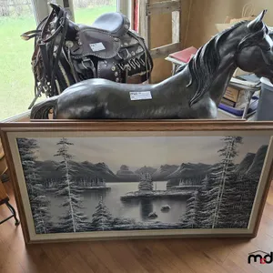 Horse Statue & Paintings
 UNRESERVED