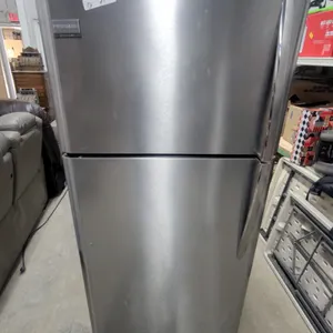 Frigidaire Gallery Stainless Steel Top-Freezer Refrigerator 65 x 29 x 30"