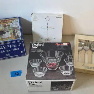 Dining Entertaining 10 Tier Server, 4-Piece Hostess Mina Breakfast Serving Bowl 6 Dessert Bowls