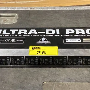 BEHRING ULTRA-DI PRO DI800 MAINS/PHANTOM POWERED 8 CHANNEL DI-BOX
