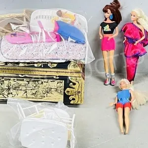vintage Barbie dolls w/ Barbie furniture