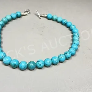 Turquoise beaded necklace