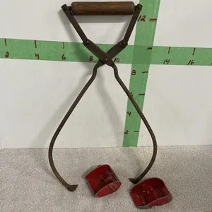 Small ice tongs & ice shavers