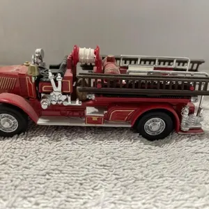 Fire Ladder Truck 1/64th