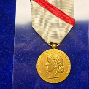Named Belgian WWI War Invalids Commemorative Medal