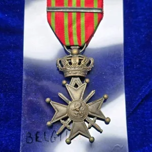 Belgian Military Decoration Medal Crowned Cross