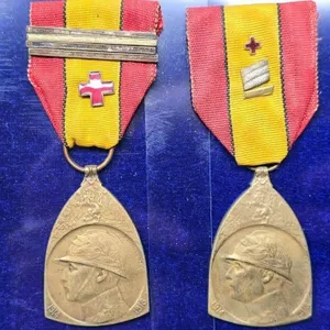 Belgium Great War Medal Victory lot of 2