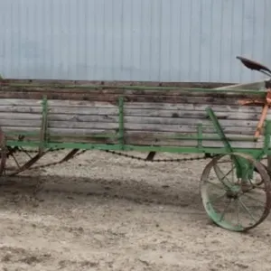 New Idea Horse Drawn Manure Spreader, 9'L x 40"W