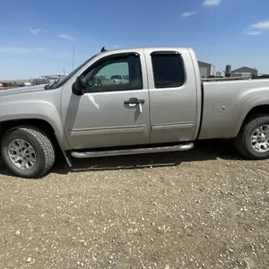 2007 GMC Sierra 4WD Ext Cab SWB Truck