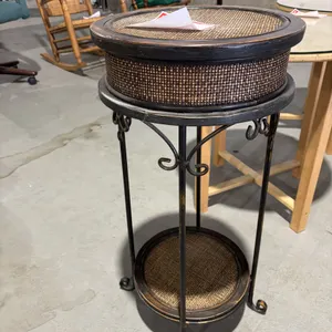 Lamp table