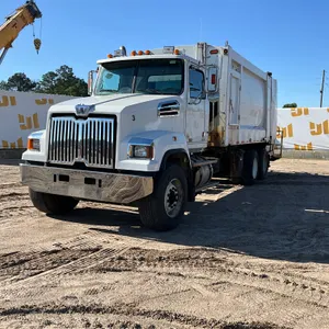 2018 WESTERN STAR 4700SF T/A REAR LOAD RESIDENTIAL COLLECTION TRUCK VIN: 5KKHAVFE1JPJS7136