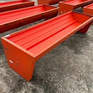 CATTLE FEEDER