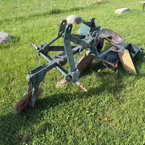 1969 Single Shank 3pt Tree Planter