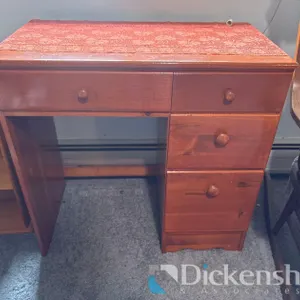 FOUR-DRAWER SINGLE PEDESTAL DESK