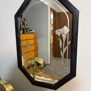 SELECTION OF WALL DECOR & MIRRORS, QTY (9)
