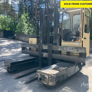 Hubtex MQ35EL/AC Multi-Directional Forklift