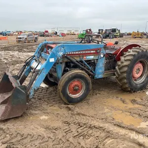 1972 Massey Ferguson 135 2WD Tractor