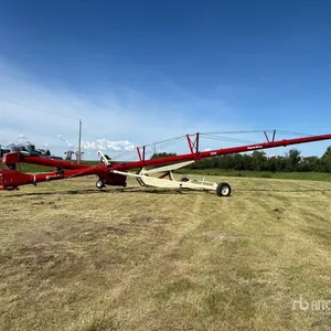 Farm King 1370 13 in x 70 ft Swing Grain Auger