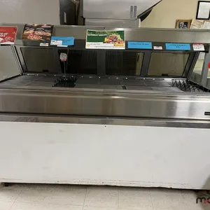 Henny Penny HMR-106 Heated Display Case w/ Mobile Table
 UNRESERVED