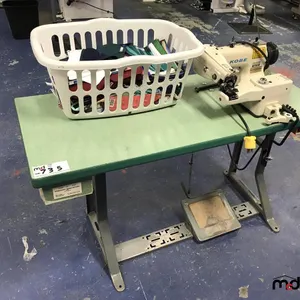 Kobe BS-101 Industrial Blind Stitch Sewing Machine w/ Table Included
 UNRESERVED