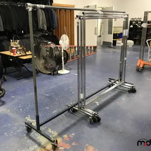 (4) Clothing Racks
 UNRESERVED