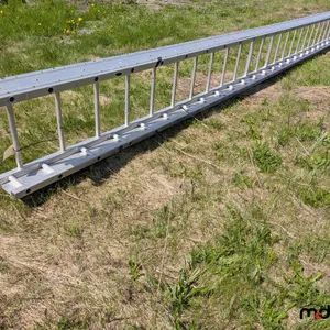 Passerelle en aluminium
 UNRESERVED