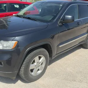 2013 Jeep Grand Cherokee Laredo, 6 Cyl, 282,000KM, Safetied, New Tires, New Brakes, Very Clean