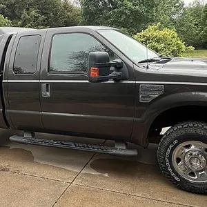 2009 Ford  F250 Truck w/topper