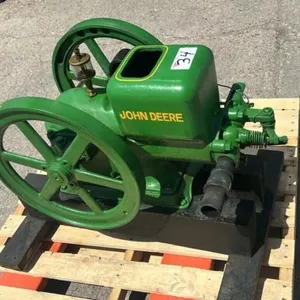 1-1/2HP John Deere Model E Stationary Engine.