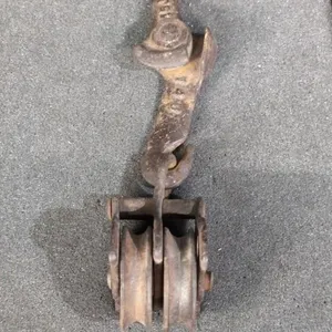 Double pulley 2" wheels antique