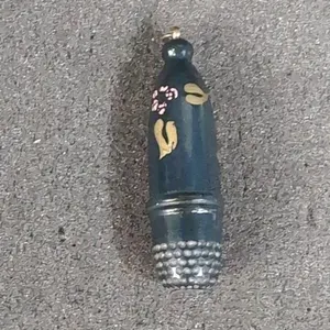 Needle case  and thible celluloid ca 1930