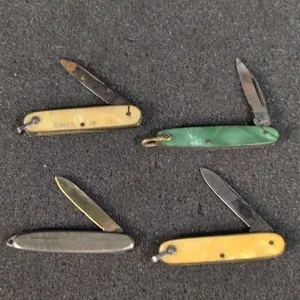 Decker Garage in Rivers MB penknife ca 1940