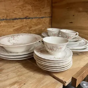 22 Pcs - Pope Gosser China - Cups - Saucers