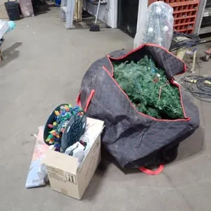 Qty Of Christmas Decorations
