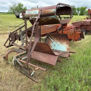 SQUARE BALE STOOKER