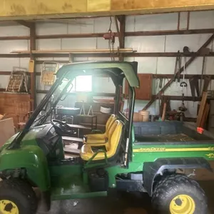 John Deere gator, 4 x 4